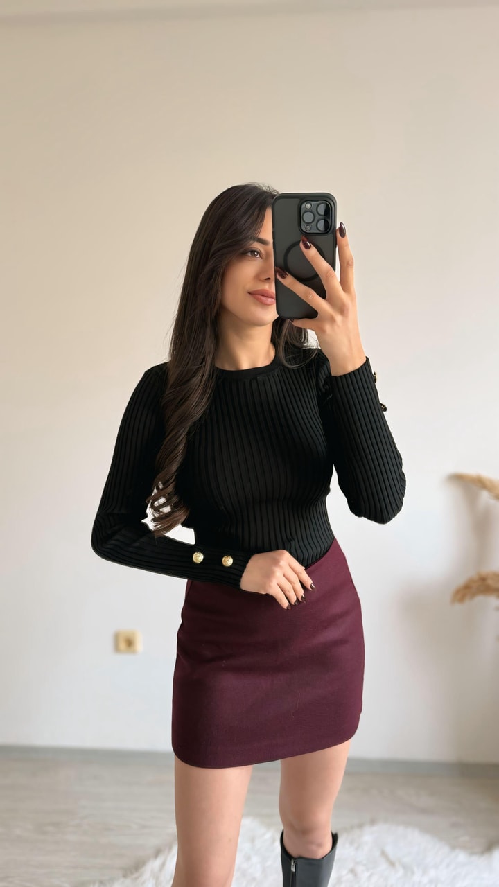 Livia Kolu Gold Düğmeli Basic Triko Siyah