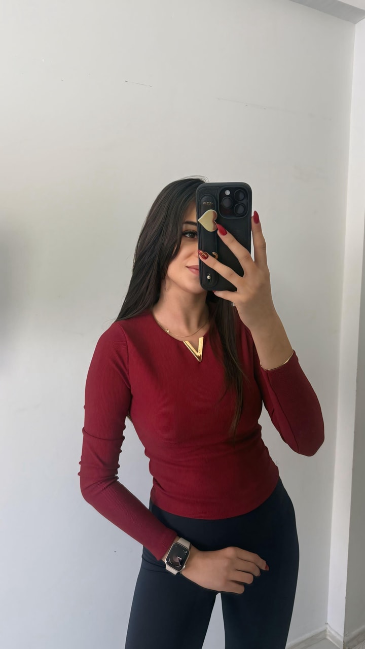 Lixo Metal V Detaylı Likralı Uzun Kol Bluz Bordo 