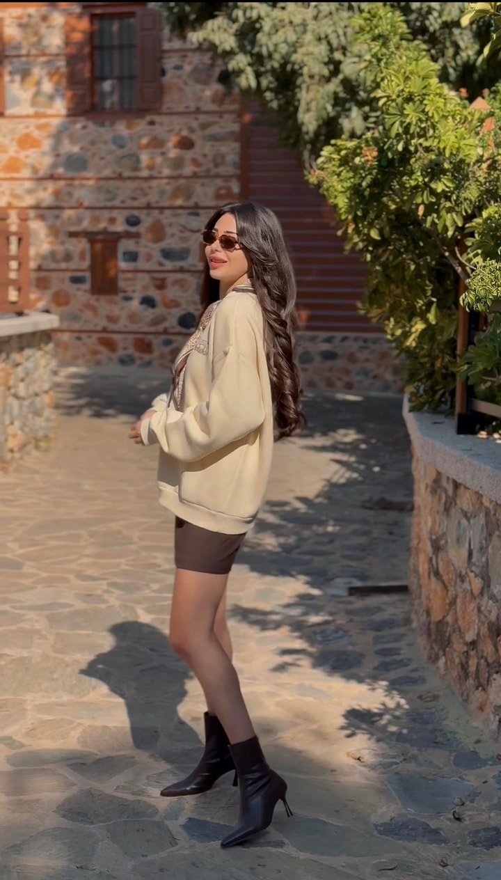 Misi Bej Leopar Baskılı Fularlı Sweatshirt