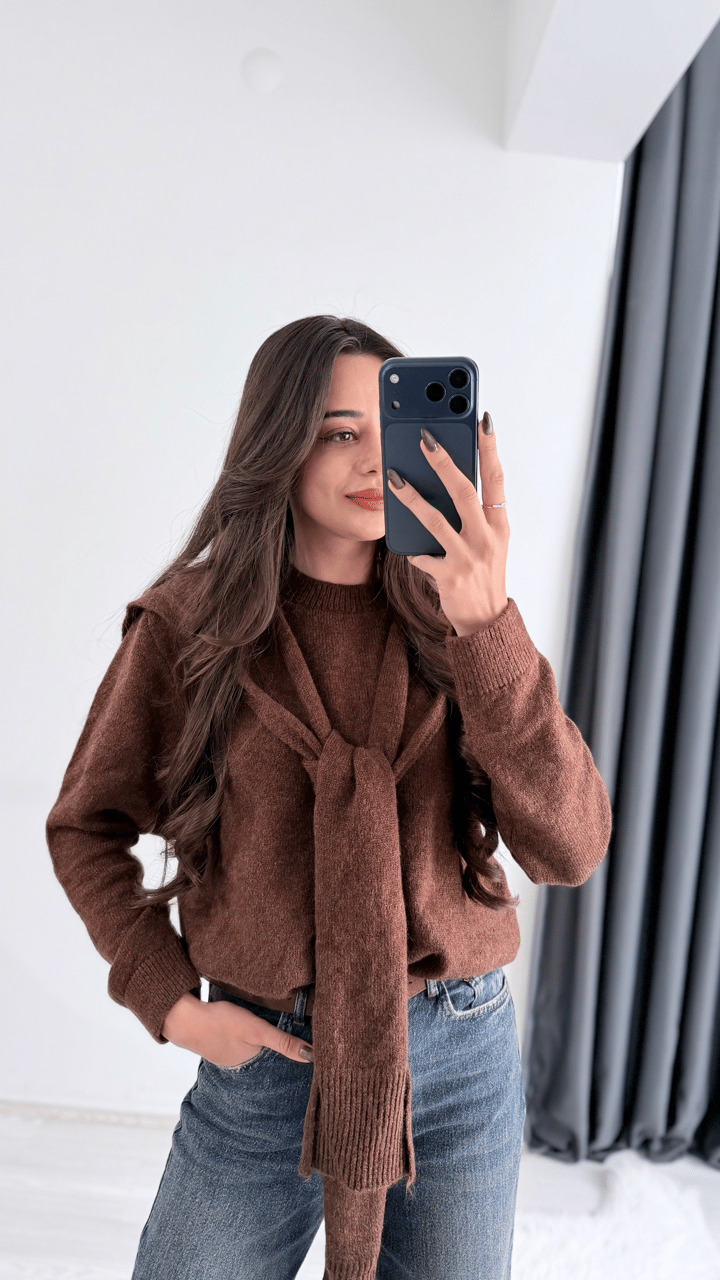 Moche Viral Atkı Detaylı Triko Kazak Kahve