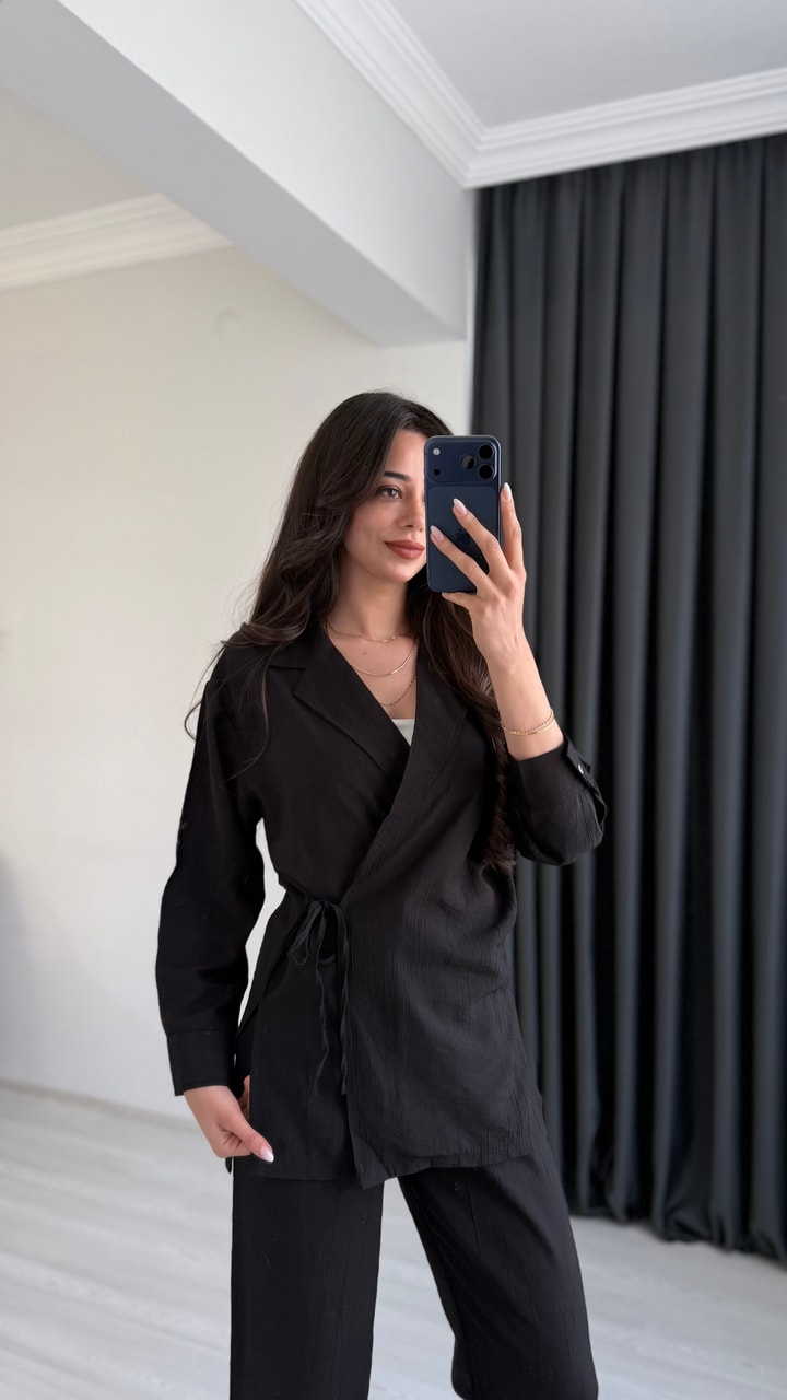 Polina Kruvaze Yaka İp Bağlamalı Ceket Ve Pantalon Takım Siyah