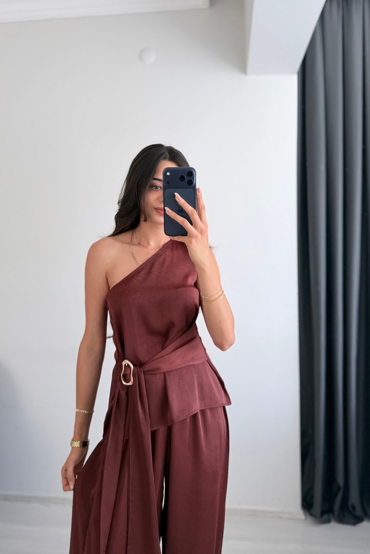 Rivel Gold Aksesuar Detaylı Bluz Pantolon Takım Kahve 
