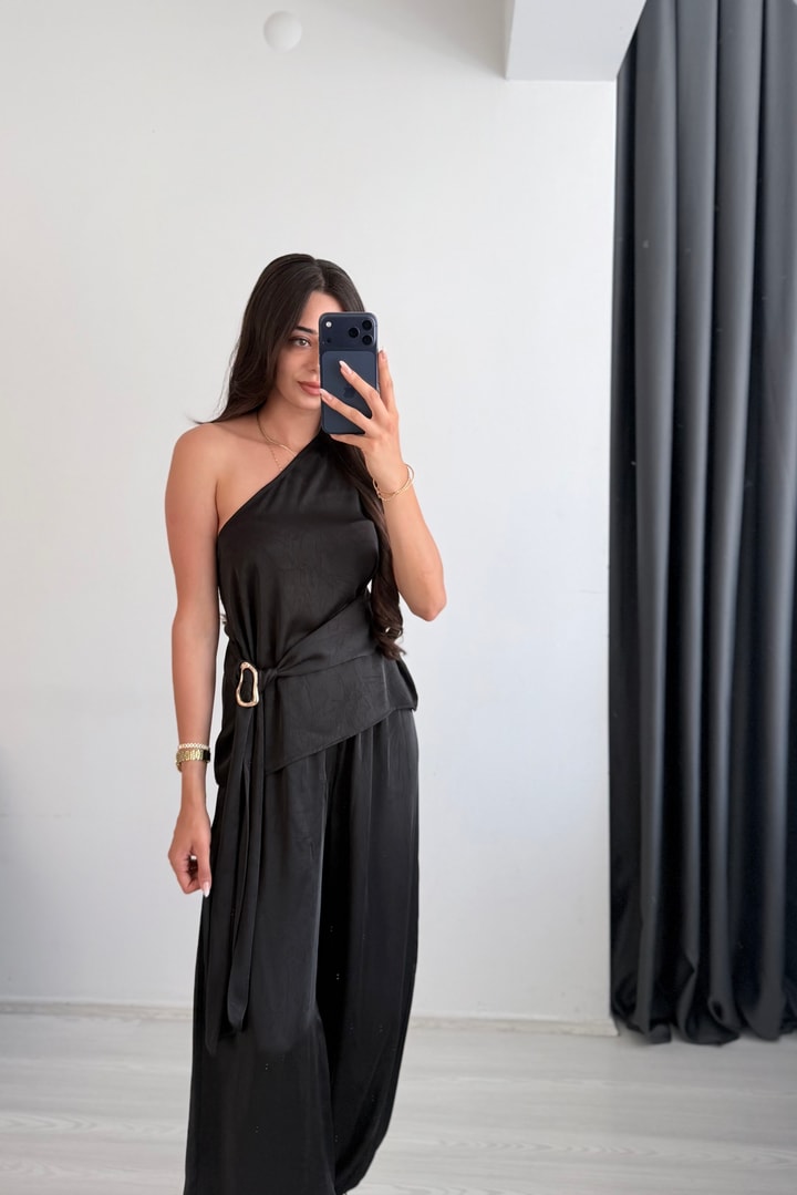 Rivel Gold Aksesuar Detaylı Bluz Pantolon Takım Siyah 