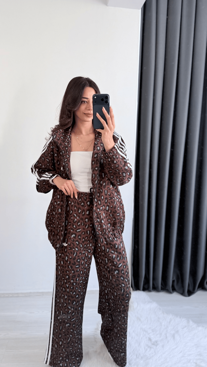 Stone Marka Model Kahverengi Leoparlı Eşofman Takımı
