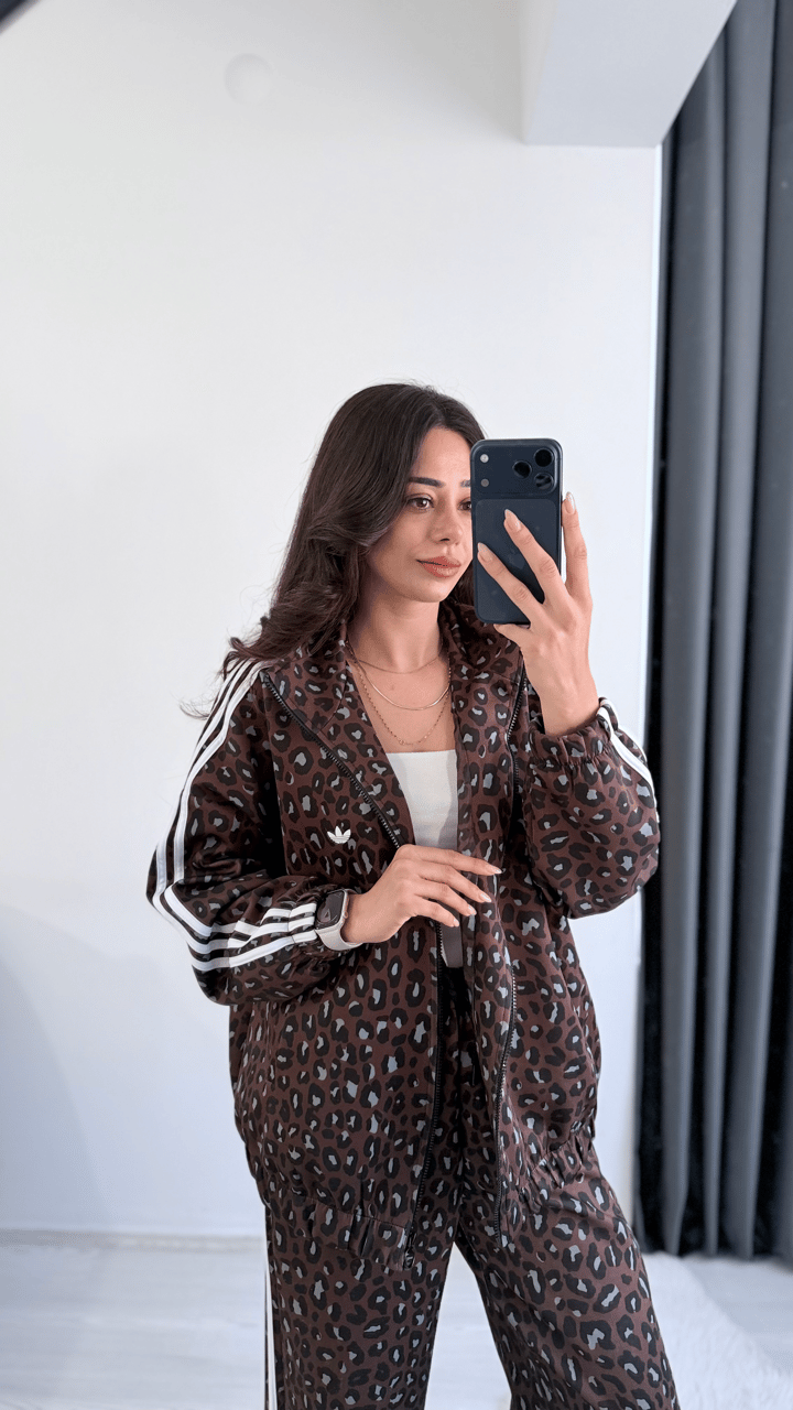 Stone Marka Model Kahverengi Leoparlı Eşofman Takımı