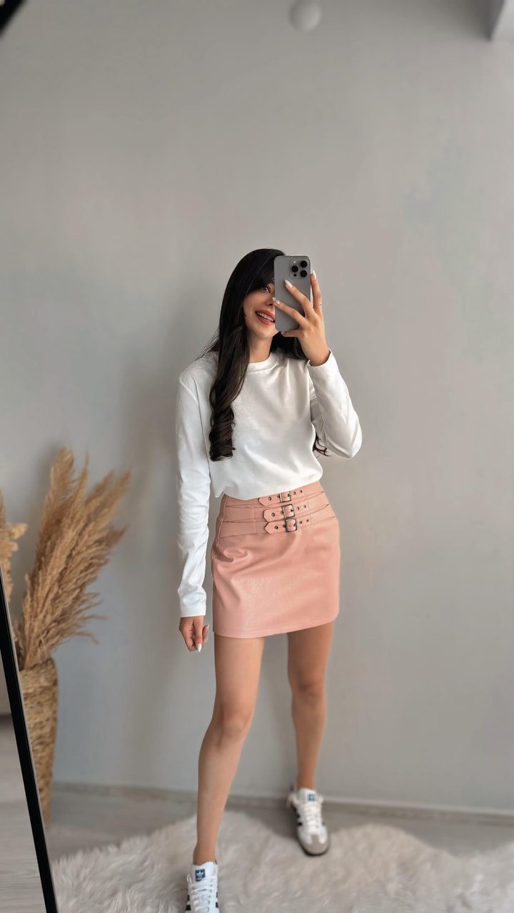 Vera Beyaz Basic Uzun Kol Marka Model İnce Sweat