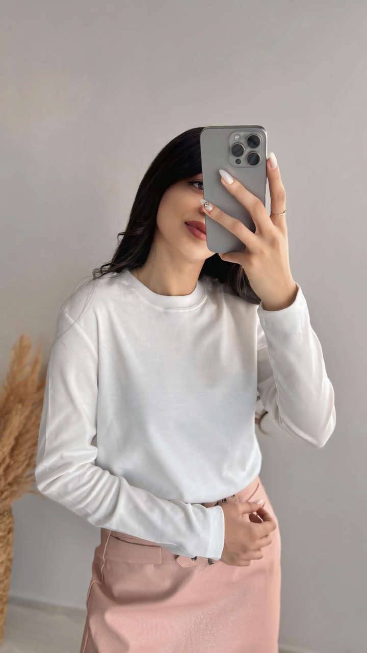 Vera Beyaz Basic Uzun Kol Marka Model İnce Sweat