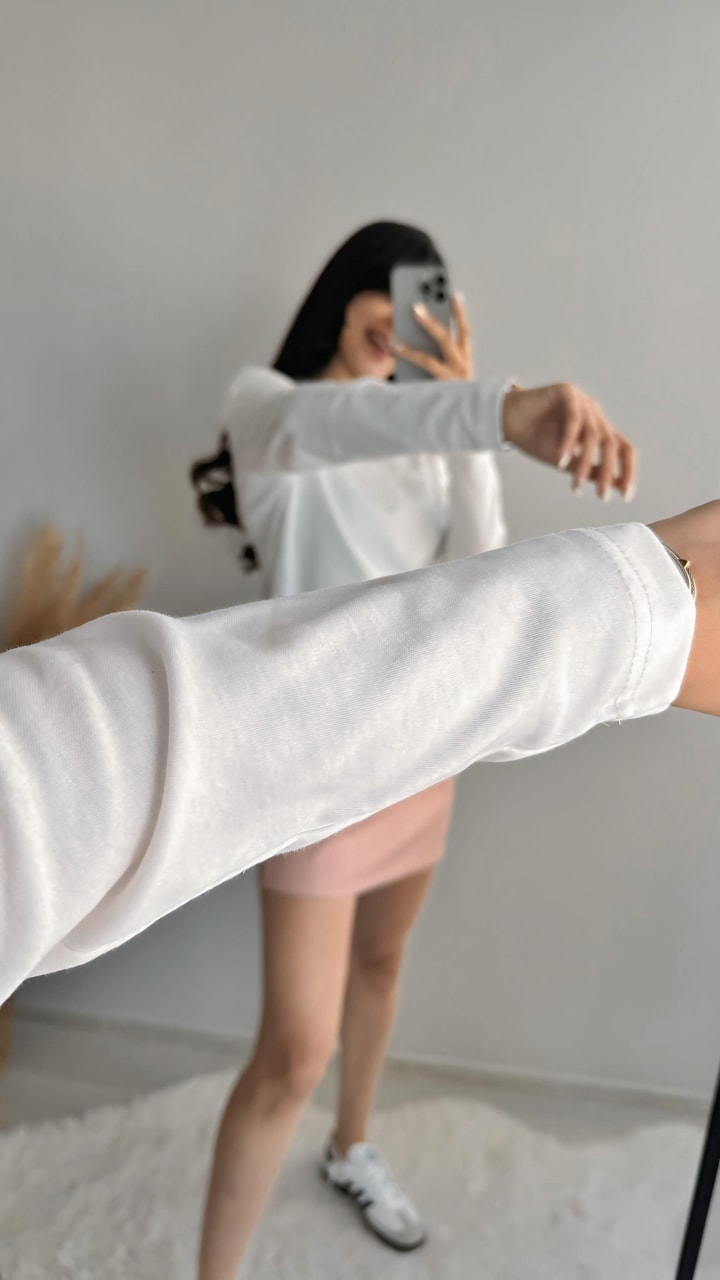 Vera Beyaz Basic Uzun Kol Marka Model İnce Sweat