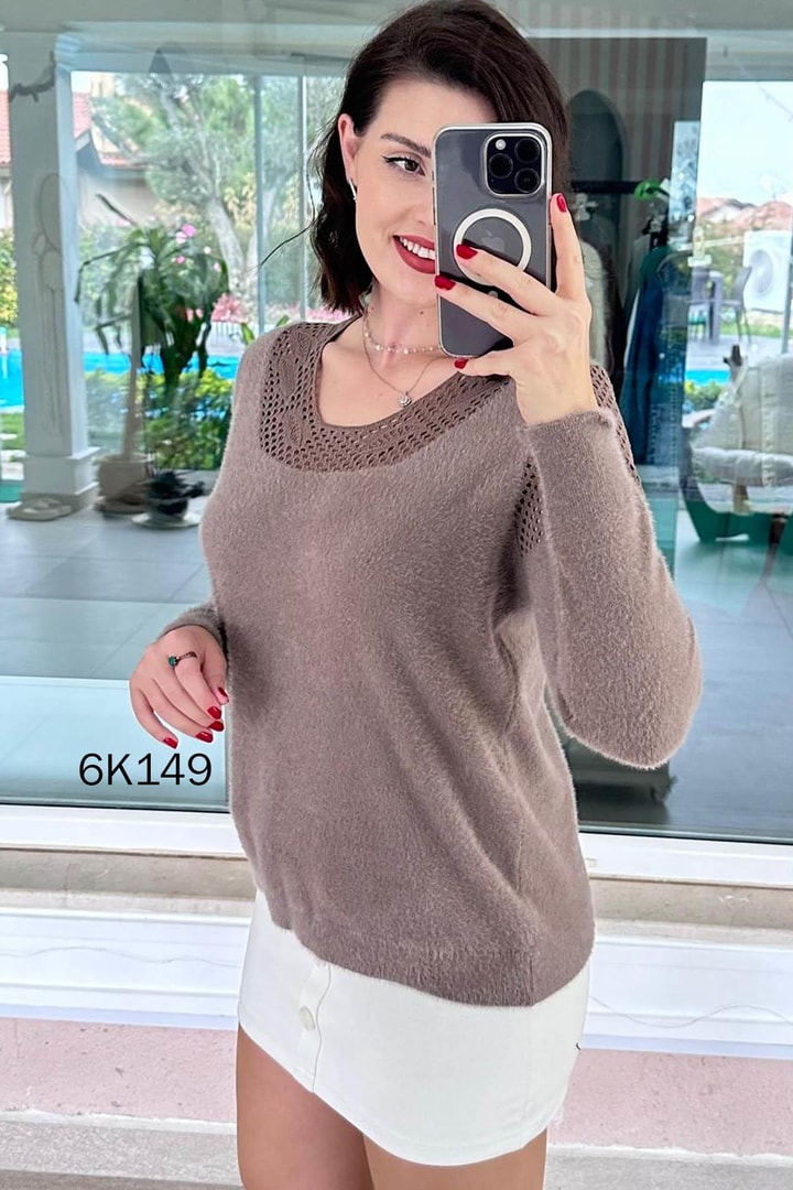 Ajur Detay Sakallı Triko Bluz