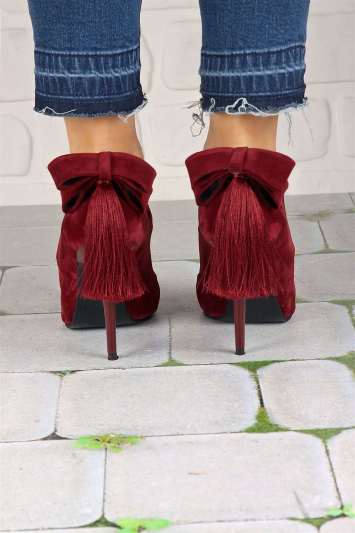 Arkası Püsküllü Stiletto