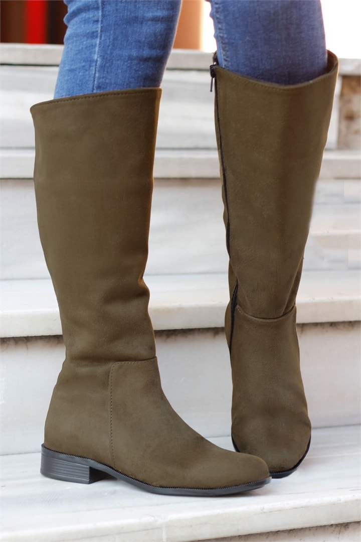 Arkası Taşlı Diz Altı Çizme