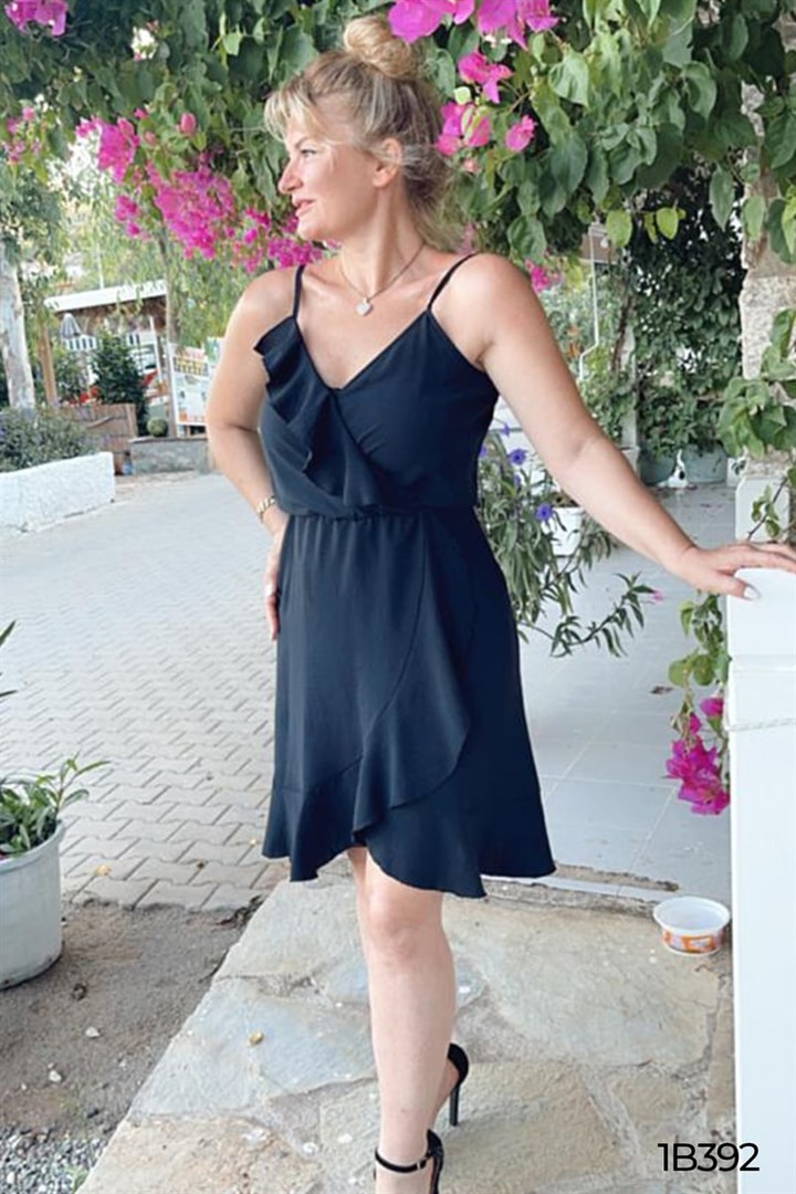 Askısı Ayarlanabilir Volanlı Elbise