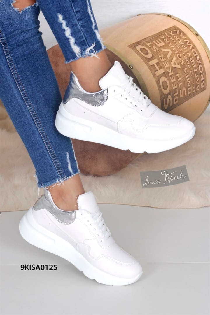 Bağcıklı Spor Ayakkabı