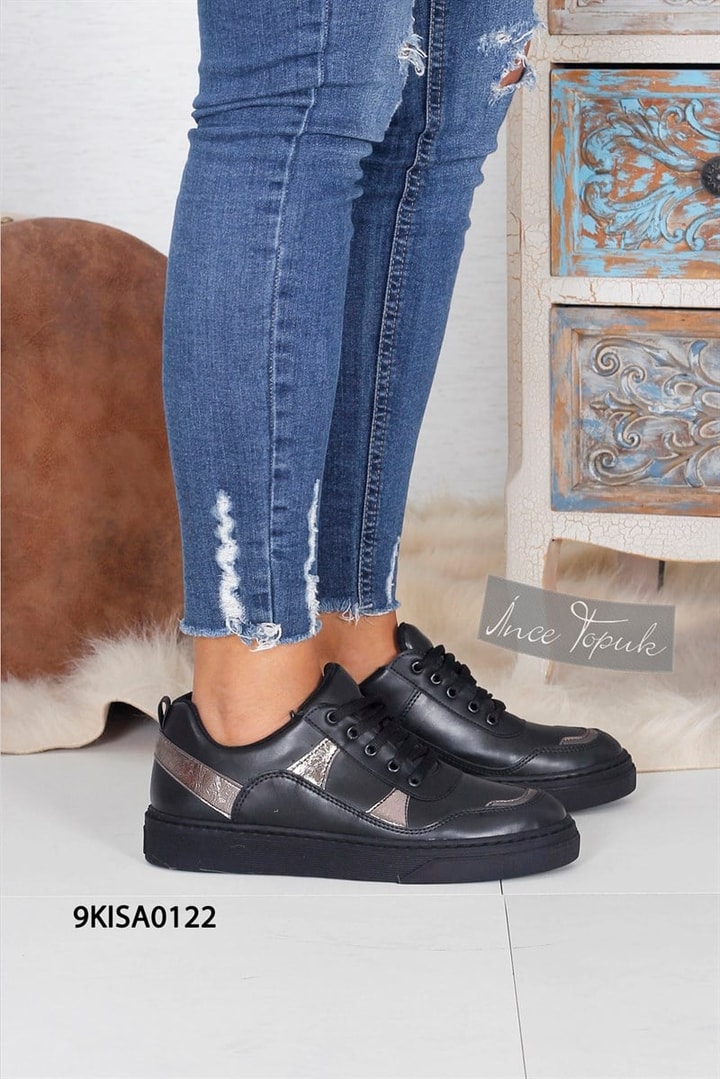 Bağcıklı Spor Ayakkabı