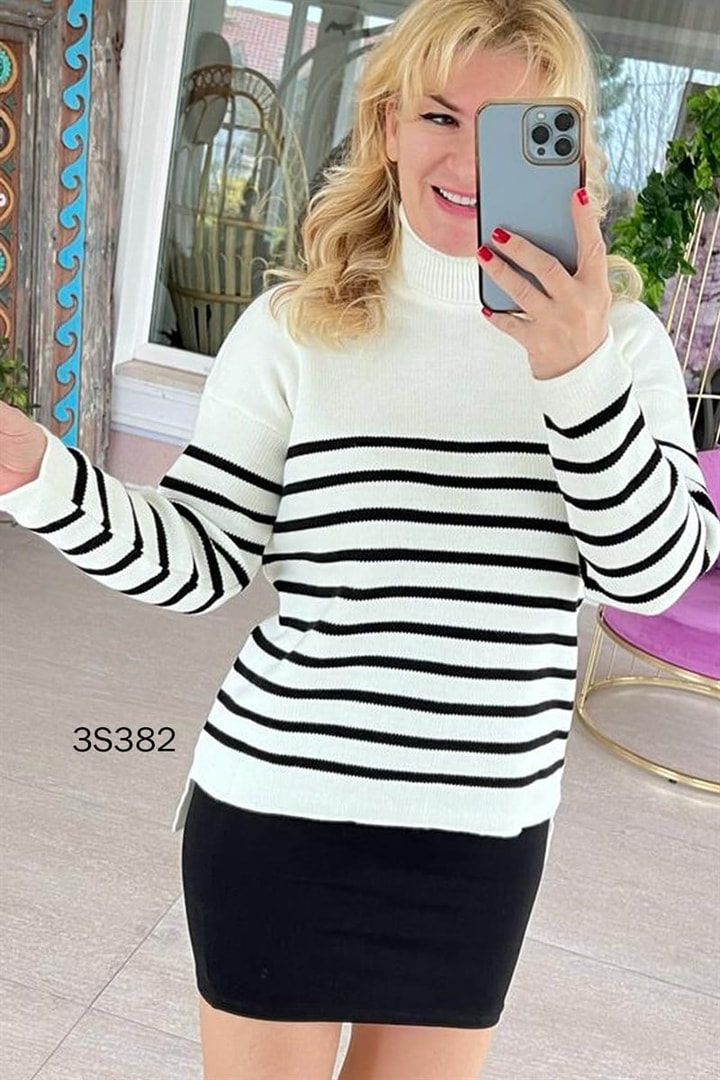 Balıkçı Yaka Çizgili Triko Bluz