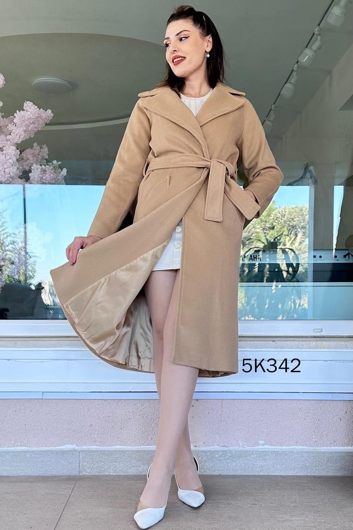 Belden Bağlamalı Çıtçıtlı Kaşe Kaban