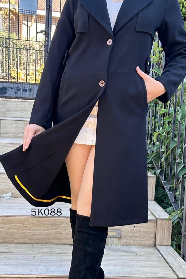 Belden Bağlamalı Kaşe Kaban