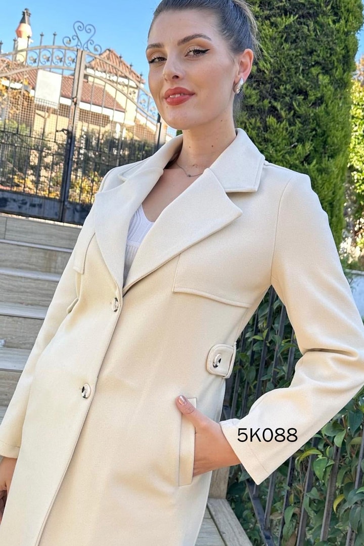 Belden Bağlamalı Kaşe Kaban
