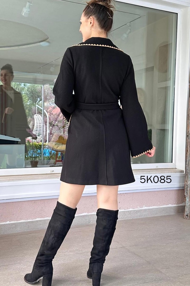 Belden Bağlamalı Kaşe Kaban