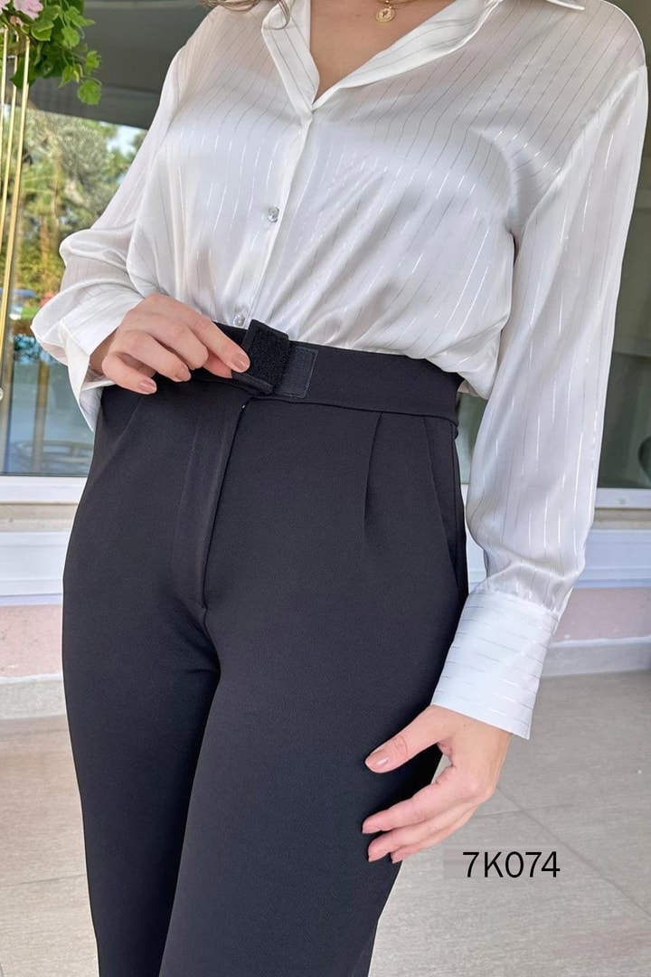 Beli Cırtlı Krep Pantolon