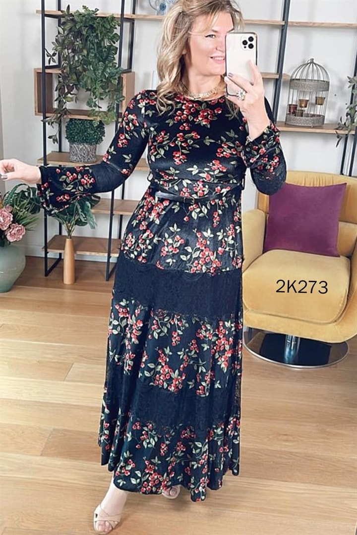 Beli Kemerli Dantel Detay Kadife Elbise