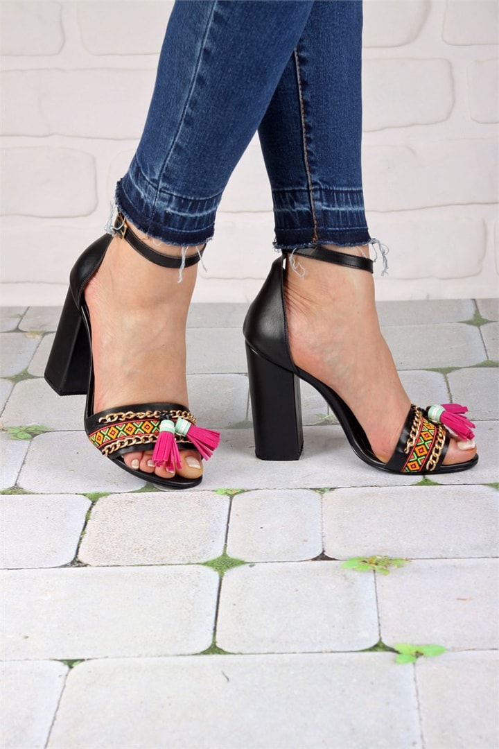 Bilekten Bağlamalı Ayakkabı