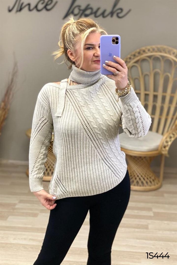 Boğazlı Triko Bluz