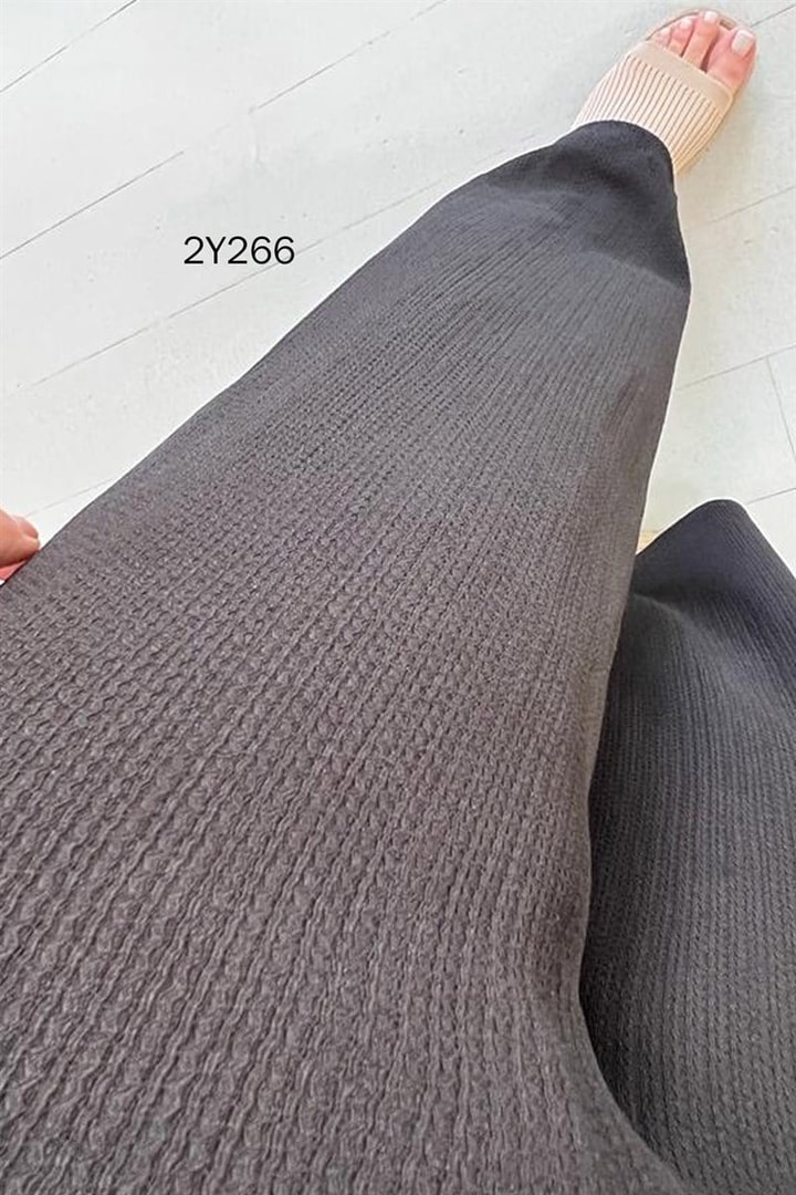 Bol Paça Kuşak Detay Pantolon