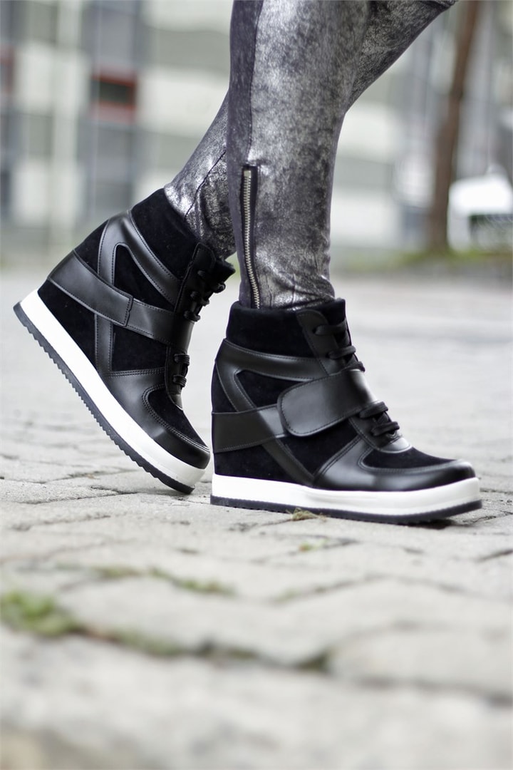 Bot/ Bootie
