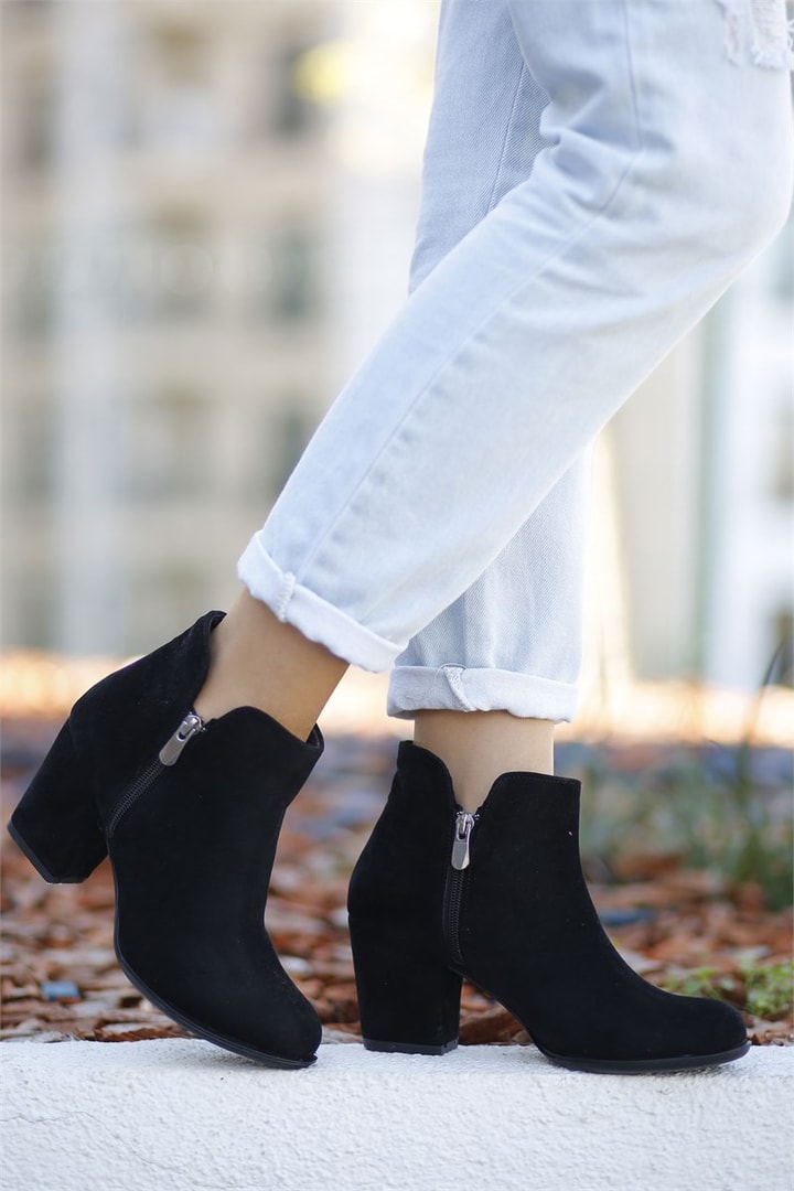 Bot/ Bootie