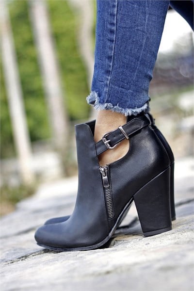 Bot/ Bootie