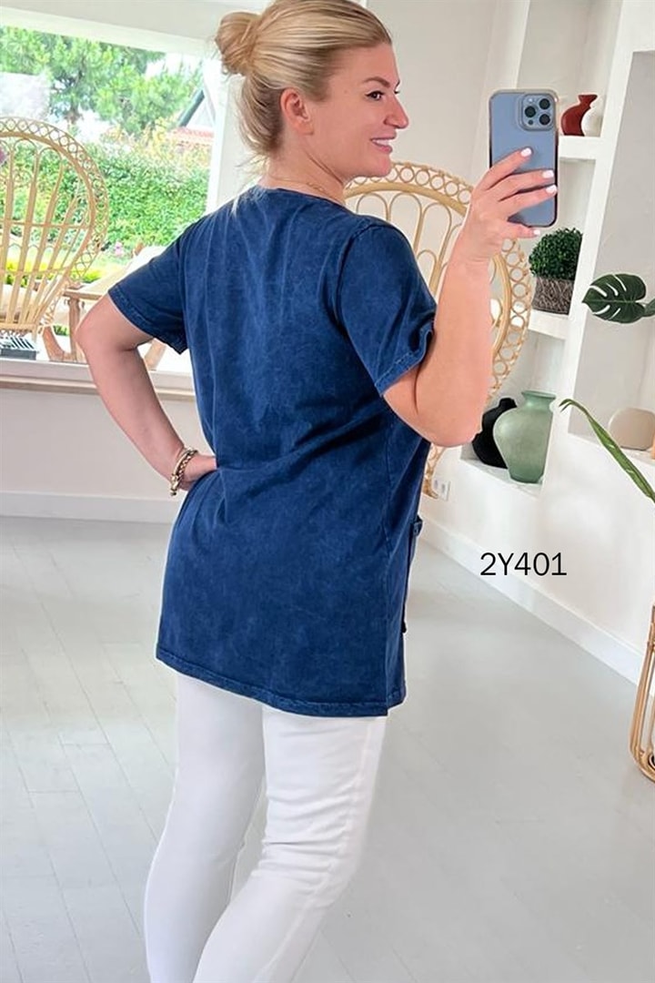 Cepli Taş İşlemeli Tshirt