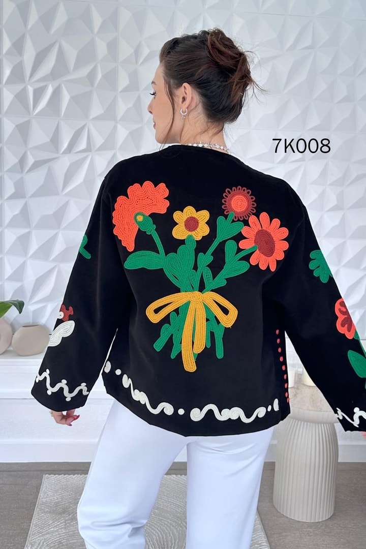 Çiçek Nakışlı Gabardin Ceket