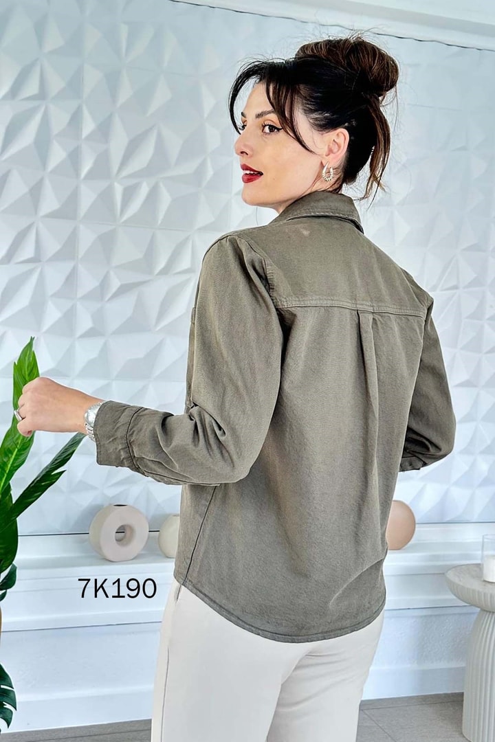 Çıtçıt Düğmeli Gabardin Gömlek