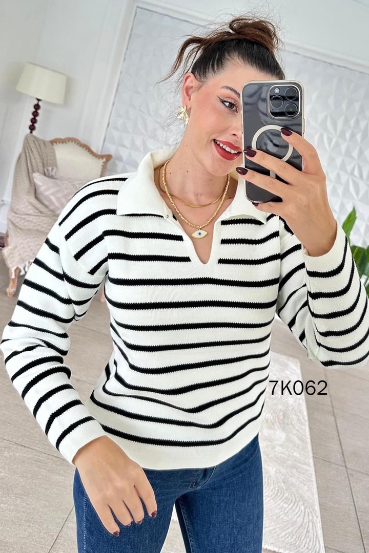 Çizgili Polo Yaka Triko Bluz