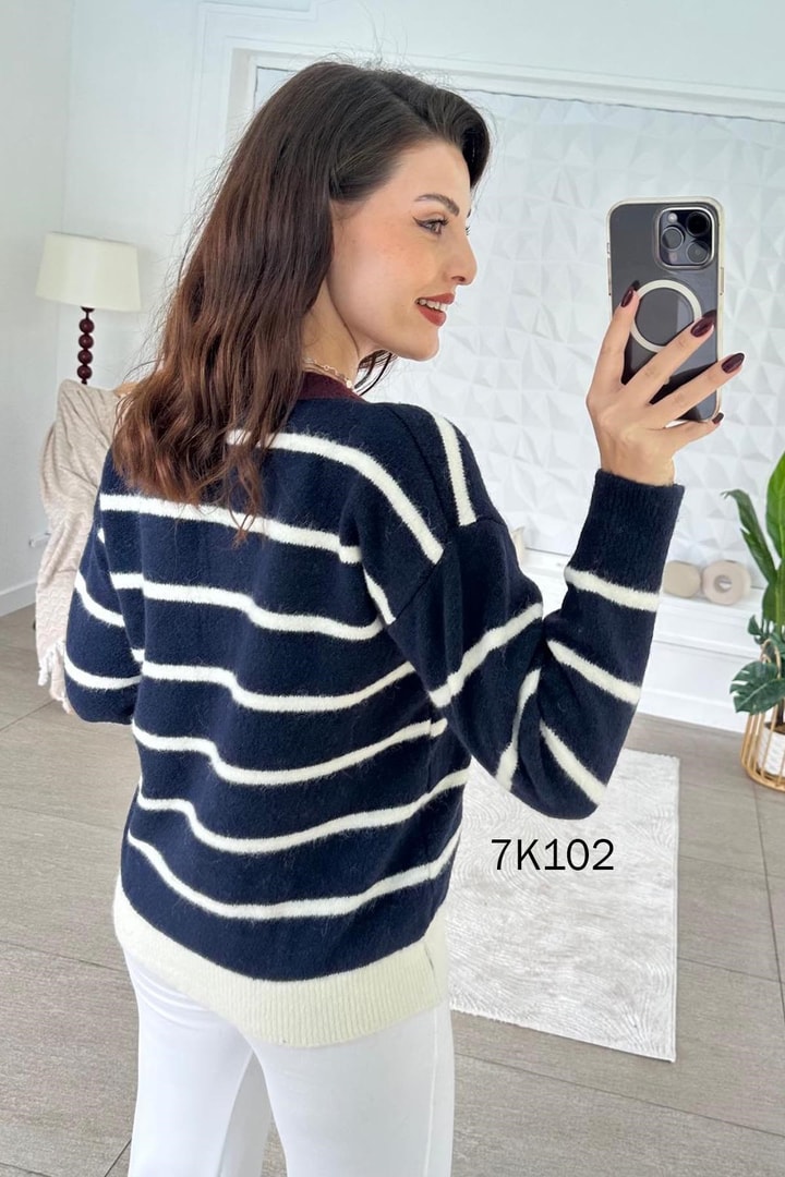 Çizgili Triko Bluz
