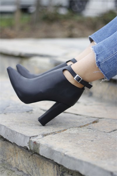 Bot/ Bootie