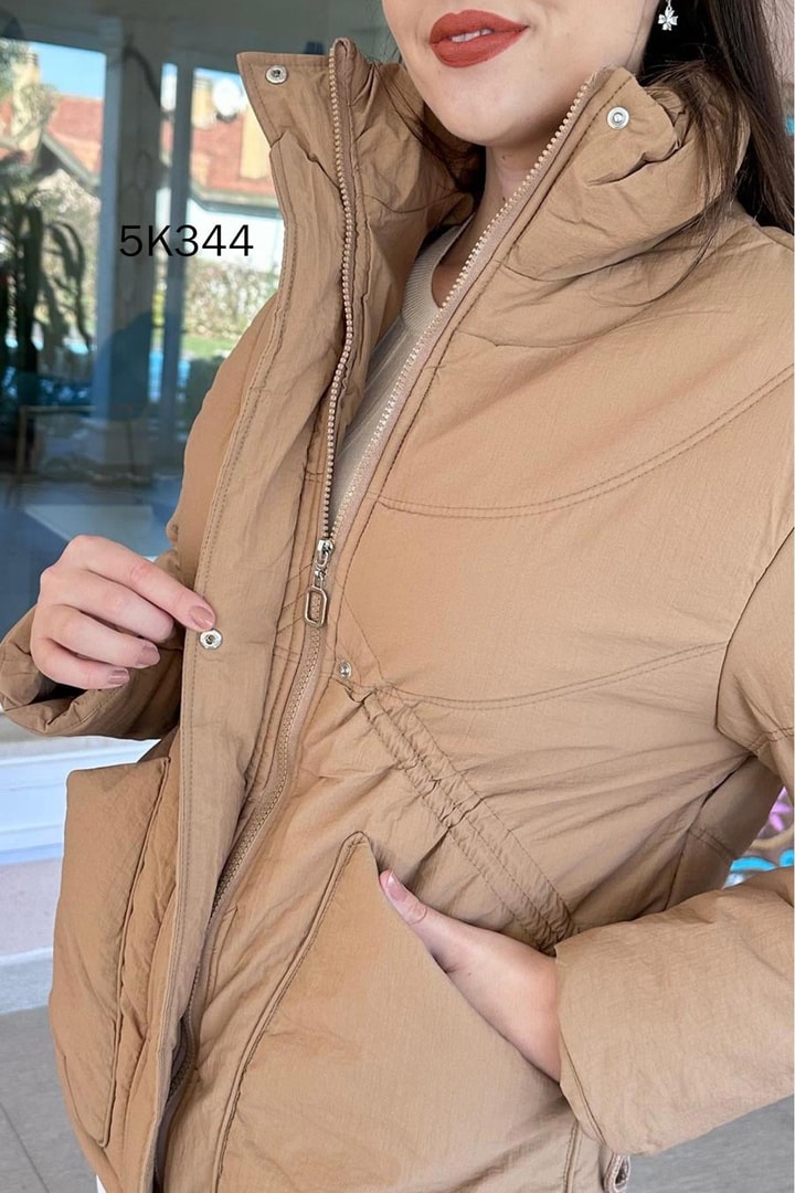 Dik Yaka Şişme Mont