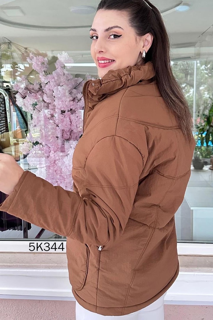 Dik Yaka Şişme Mont