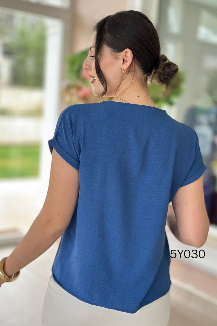 Düğme Detay Aerobin Bluz