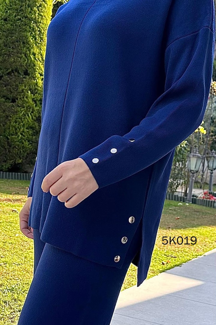 Düğme Detay Triko Takım