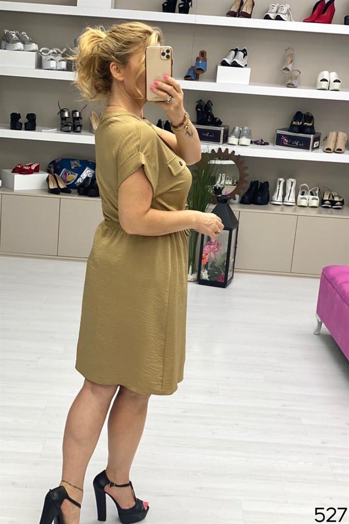 Düğmeli Elbise