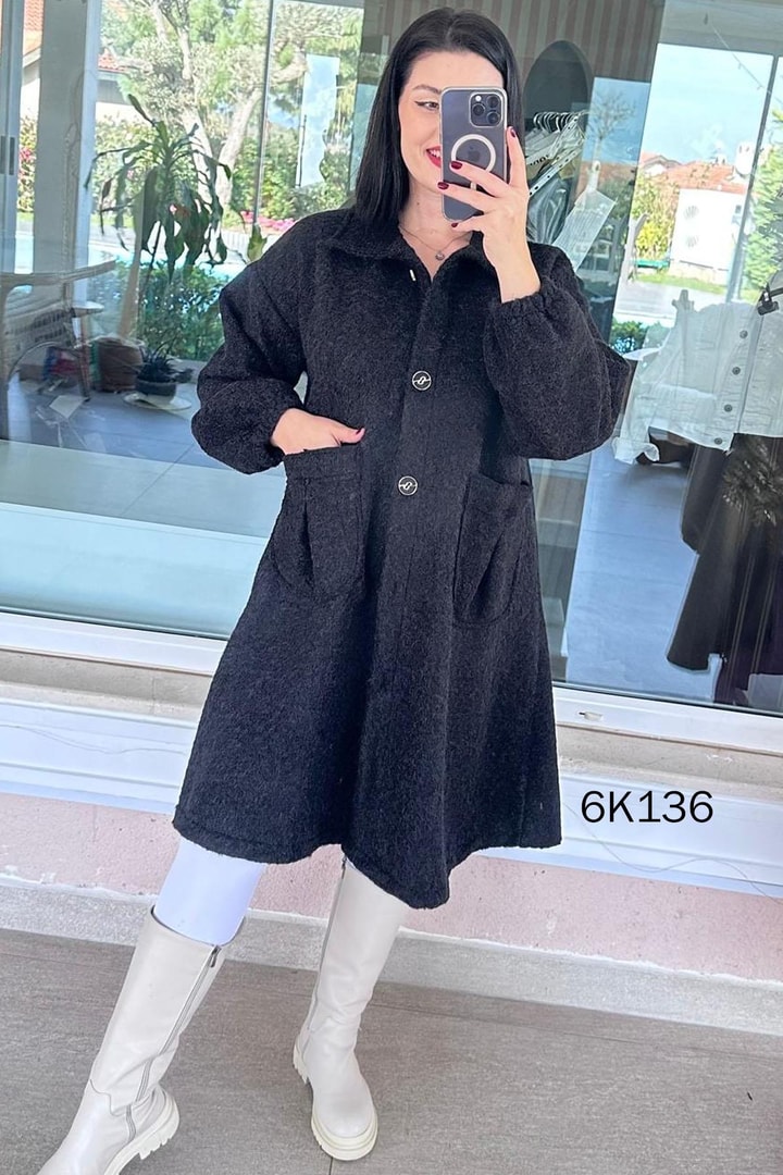 Düğmeli Kaşe Kaban