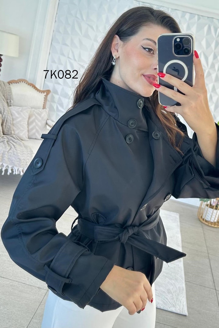 Düğmeli Kısa Trençkot