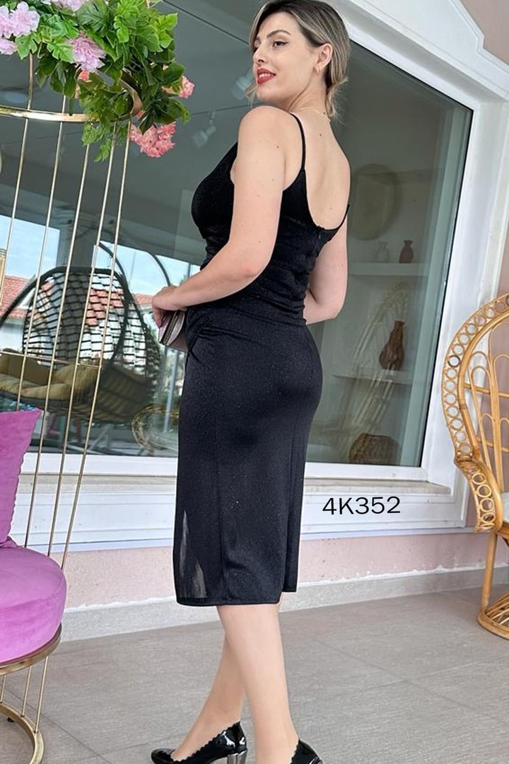 İp Askılı Büzgülü Simli Elbise