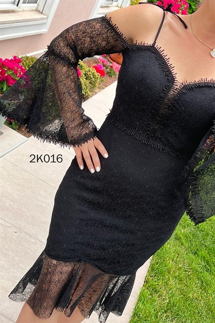 İp Askılı Volanlı Dantel Elbise