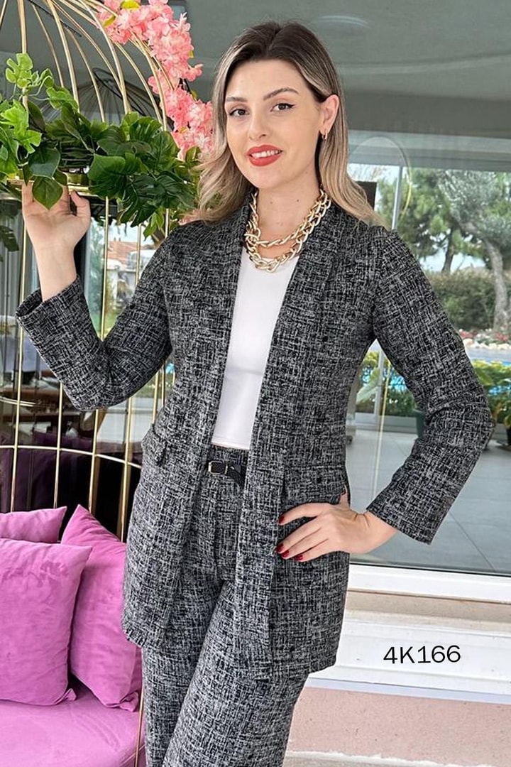 Jakarlı Yün Ceket