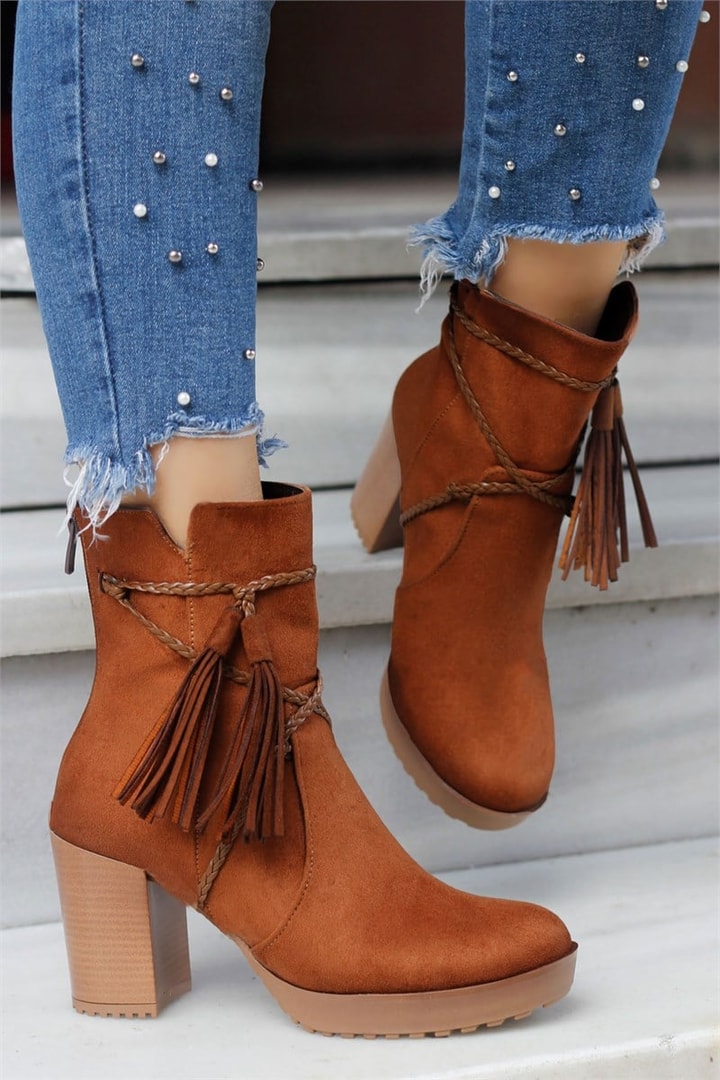 Kalın Topuk Örgülü Bot