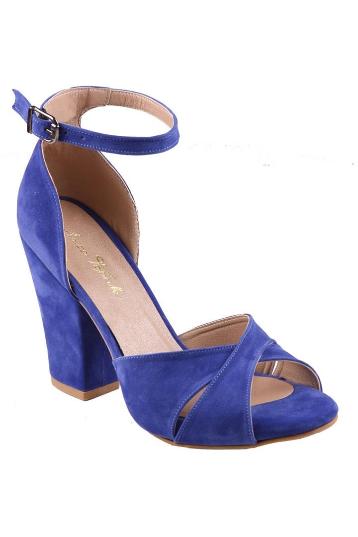 Kalın Topuklu Burnu Açık Ayakkabı