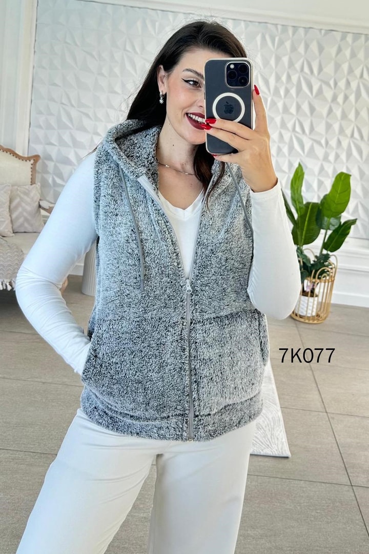 Kapşonlu Peluş Yelek
